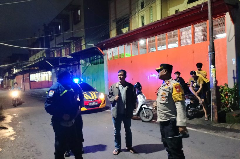 Perkuat Harkamtibmas Jelang Ramadhan, Kapolsek Bontoala Laksanakan Patroli Dialogis