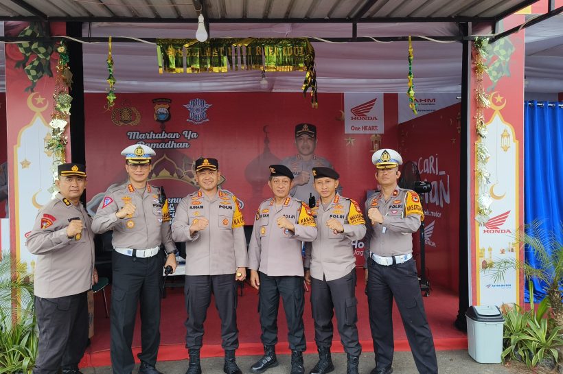 Kapolrestabes Makassar Pantau Kelancaran Arus Balik Mudik Lebaran di Perlimaan Bandara