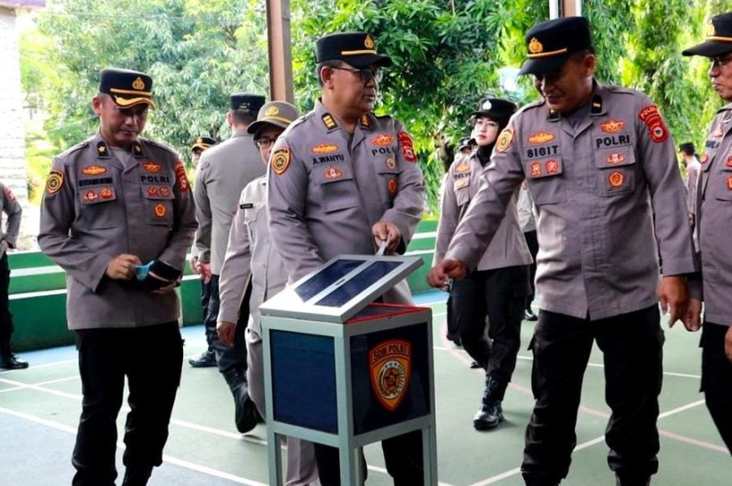 Gerakan 1000 Rupiah Biro SDM Polda Sulsel Untuk Masyarakat Yang Membutuhkan