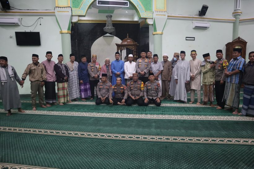 Safari Subuh Kapolrestabes Makassar di Masjid Al- Haq Panakkukang
