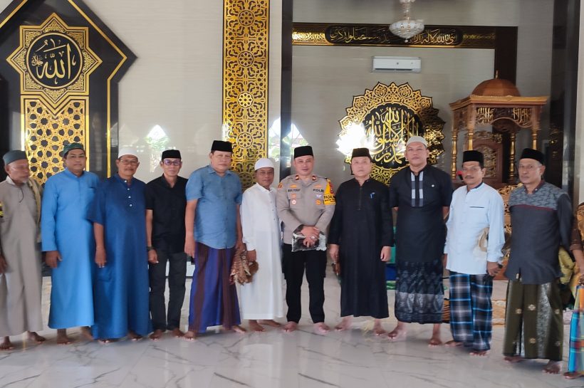 Mari Bersinergi jaga Kamtibmas, Pesan Kapolsek Tamalanrea Safari Jumat di Mesjid Nurul Jamil BTP Blok Aa