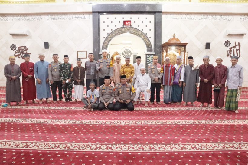 Polrestabes Makassar Gelar Safari Subuh Di Kecamatan Rappocini