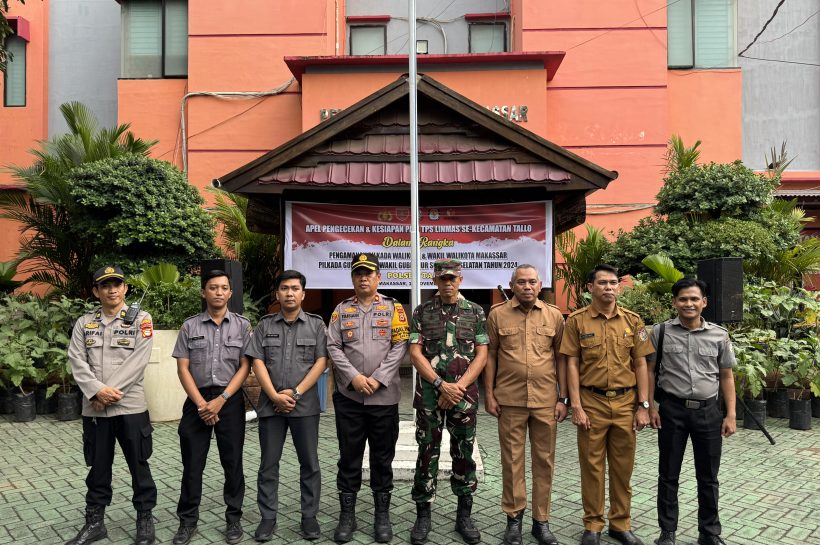 Jelang pilkada serentak 2024 Kapolsek Tallo Pimpin Apel Pengecekan dan kesiapan PAM TPS Sekecamatan Tallo