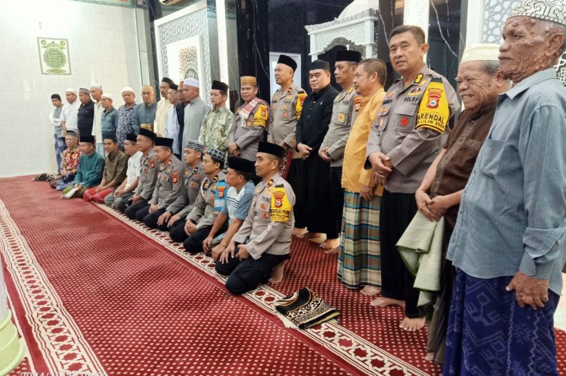 Polrestabes Makassar Safari Subuh di Masjid Mujahidin Mengajak Masyarakat Jaga Kamtibmas