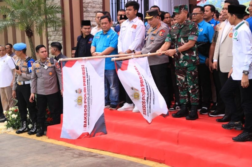 Kapolri dan Panglima TNI Buka Kegiatan Baksos Presisi, Pastikan Kebutuhan Pokok Terjaga Selama Ramadan