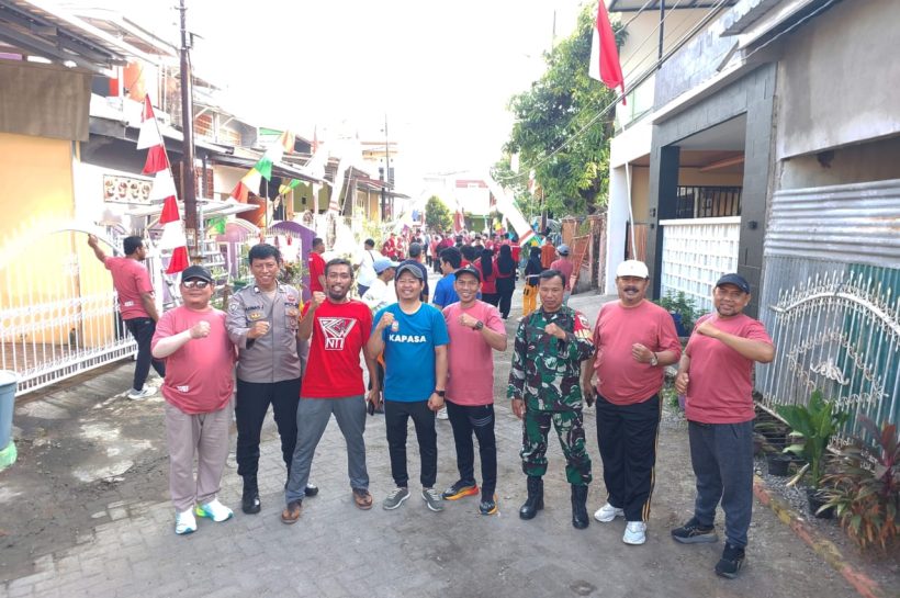 Lurah Kapasa, Bhabinkamtibmas, dan Babinsa Hadiri Semarak HUT ke-80 RI di RW 01 dan RW 02, Meriah dengan Lomba hingga Pesta Rakyat