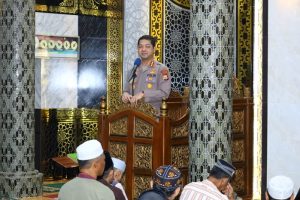 Lewat Safari Subuh, Kombes Pol Arya Perdana Tekankan Peran Keluarga Cegah Pengaruh Negatif